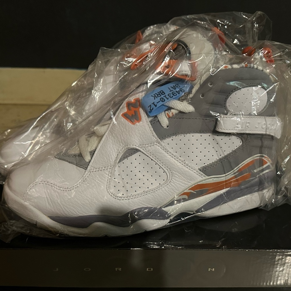 Air Jordan 8 Retro